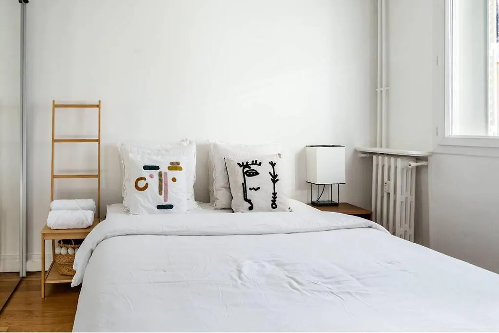 Premium Flat In Paris Well Furnished 16Th District Apartman